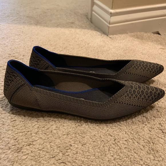 [SOLD] Rothy’s Walnut Python Points (Size 8.5) - Picture 10 of 10